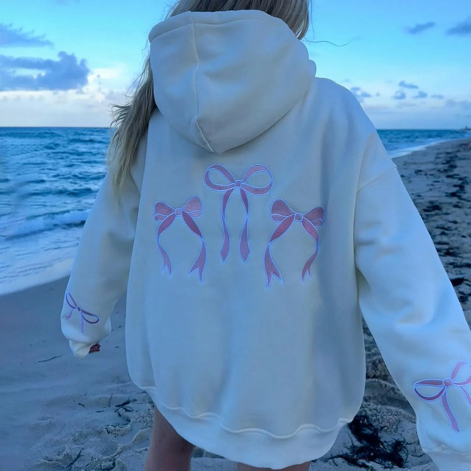 Amiblvowa Preppy Embroidery Graphic Hoodies for Teen Girl Y2K Long Sleeve Oversized Pullover Sweatshirt Top Women Cute Hooded