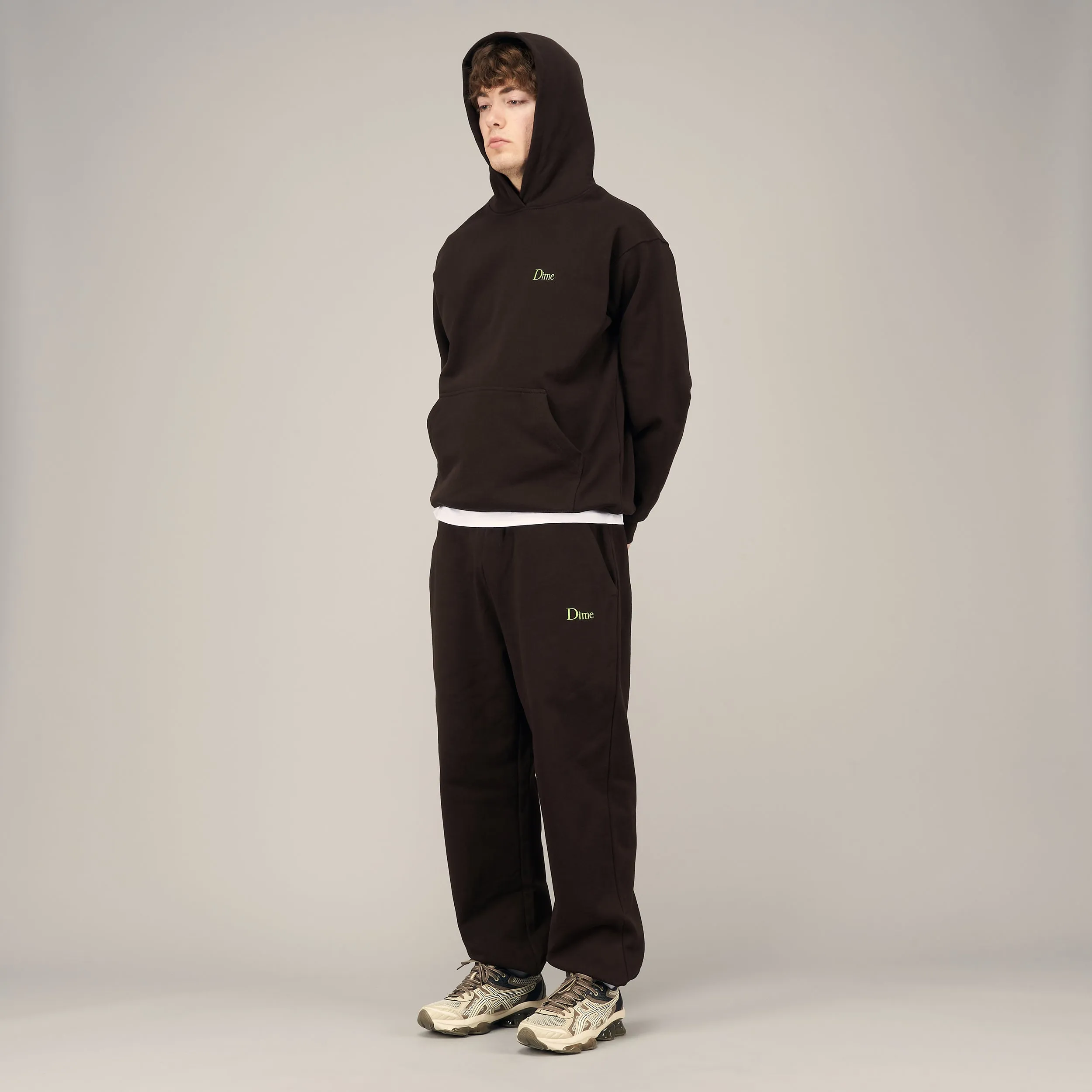 Classic Small Logo Hoodie DEEP BROWN