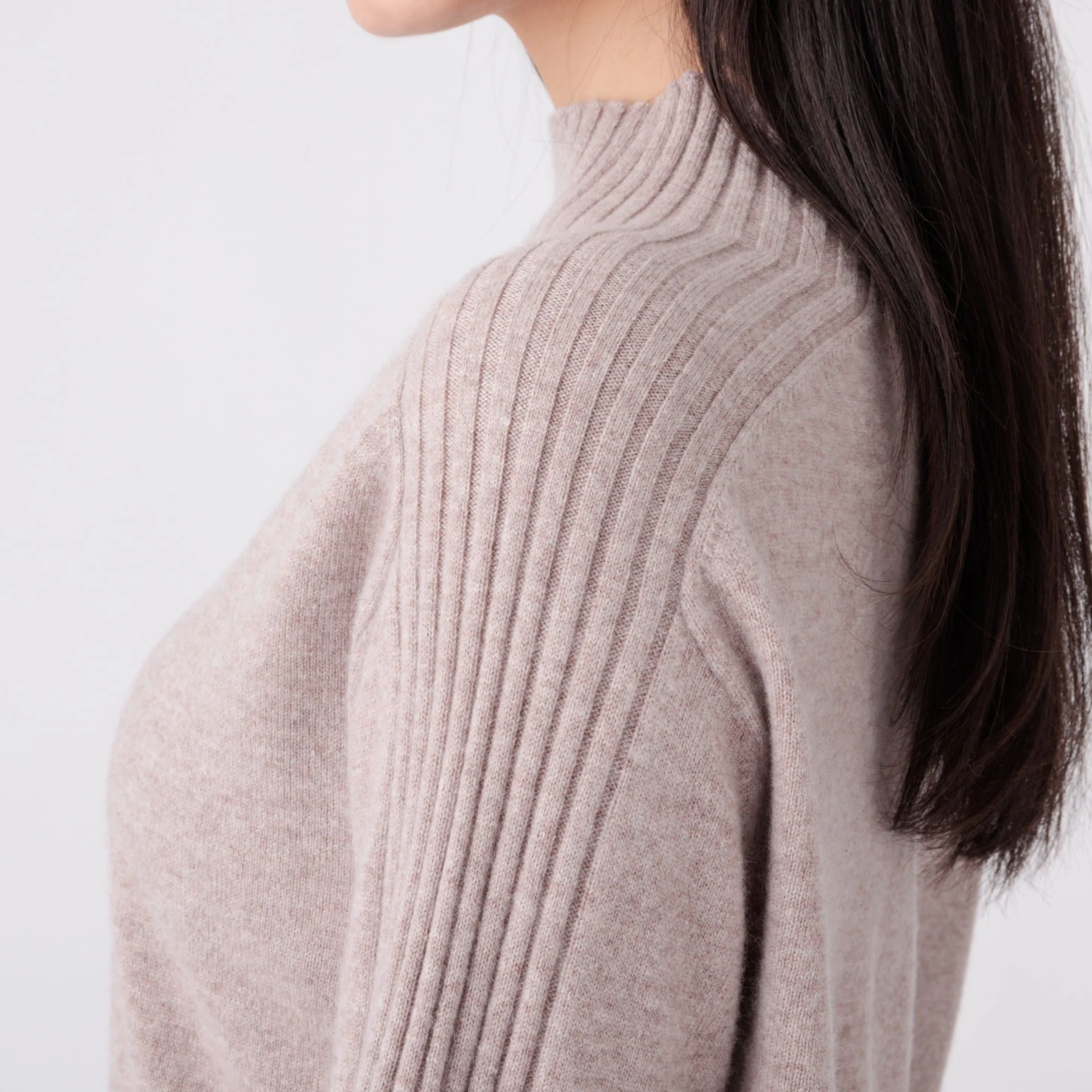Nana style Women's Cashmere Turtleneck Sweater 373400