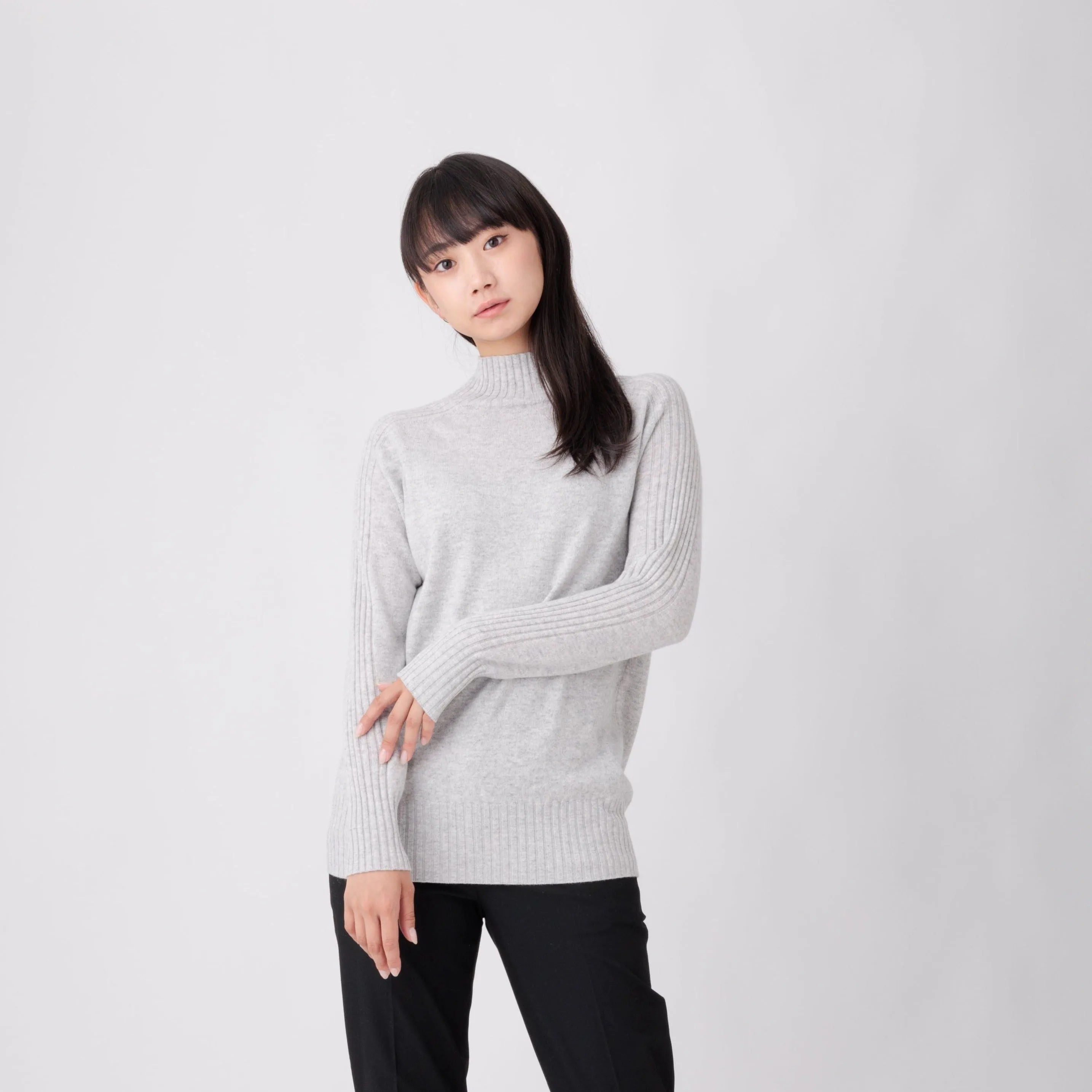 Nana style Women's Cashmere Turtleneck Sweater 373400