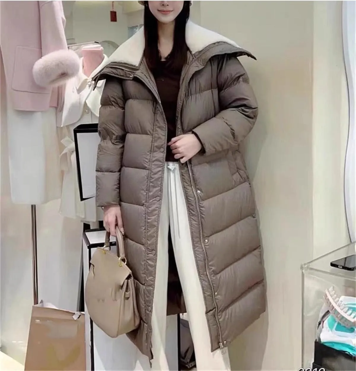 Women's Loose Plush Large Lapel Parka Coat Classic Solid Stripe Zipper Cotton-Padded Jacket